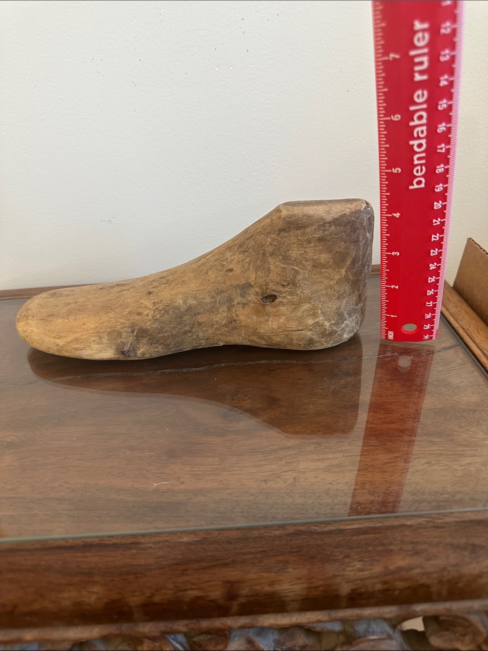 Vintage Wooden Shoe Mold - Rustic Display Form in Light Brown - Picture 5 of 5